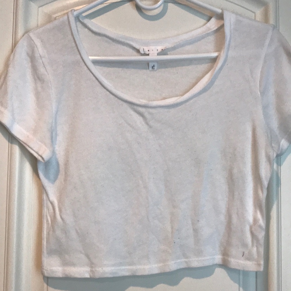 White short sleeve crop top